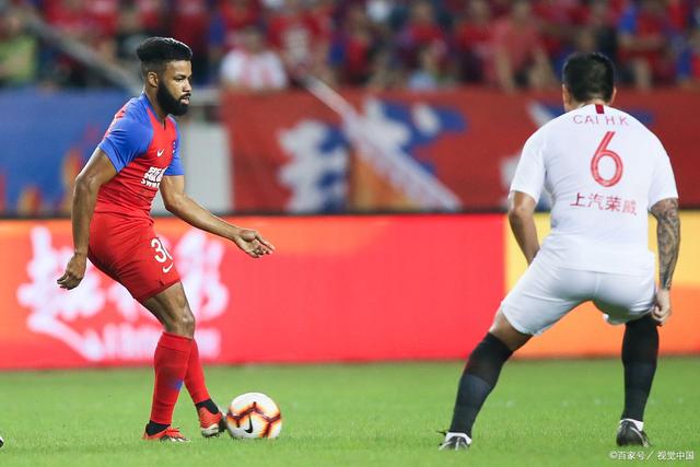 上海上港客场1-0击败首尔FC，豪取亚冠小组赛开门红